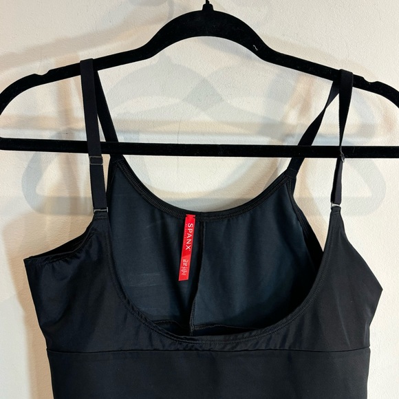 SPANX Sz XL Slip Under Bust Adjustable Straps Stretchy Shapewear - Picture 3 of 9